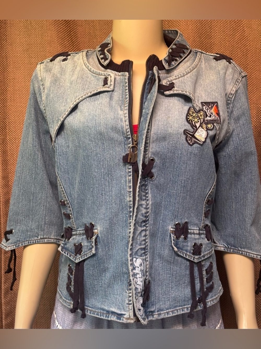 Denim Embroidered Women's Jacket - Blue
